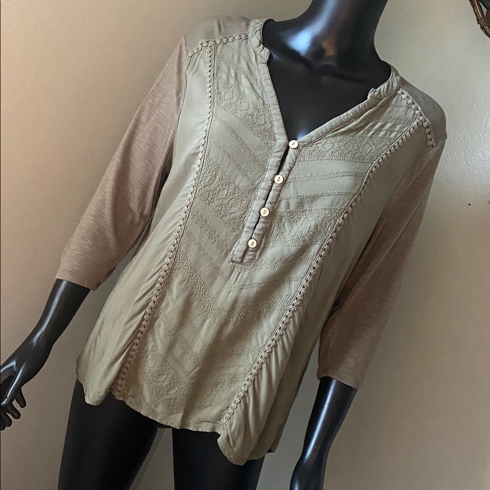 Democracy Olive Button-Detail Tunic